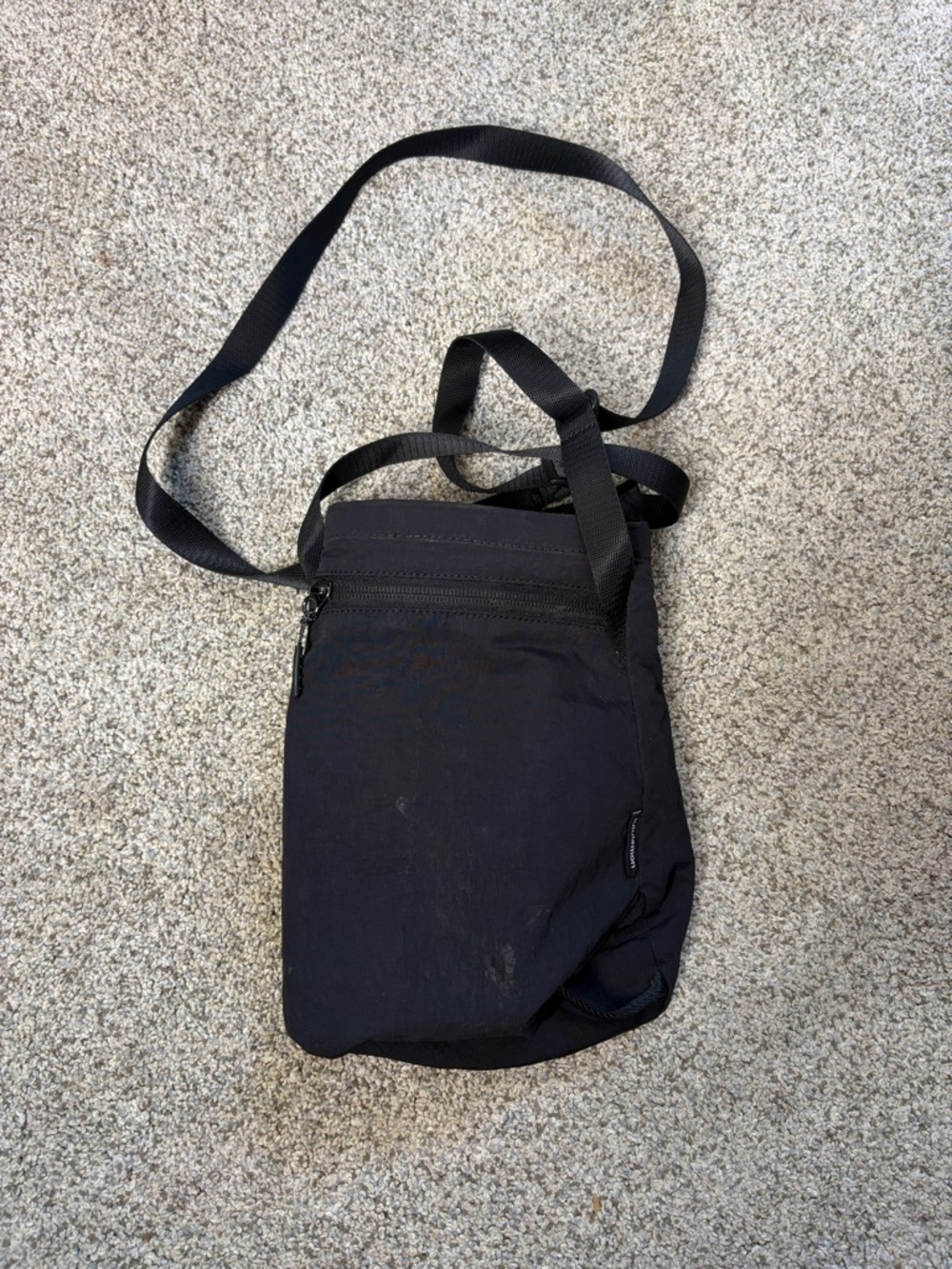 lululemon athletica Black Compact Crossbody Belt Bag